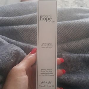 Renewed hope in a jar peeling mousse